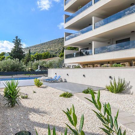 Apartment Rozalia Трогир Екстериор снимка