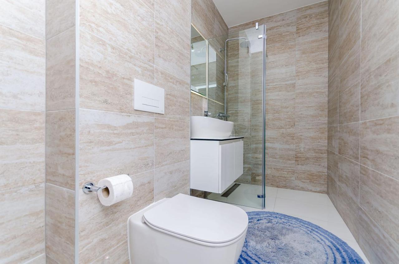 Apartment Rozalia Трогир Екстериор снимка
